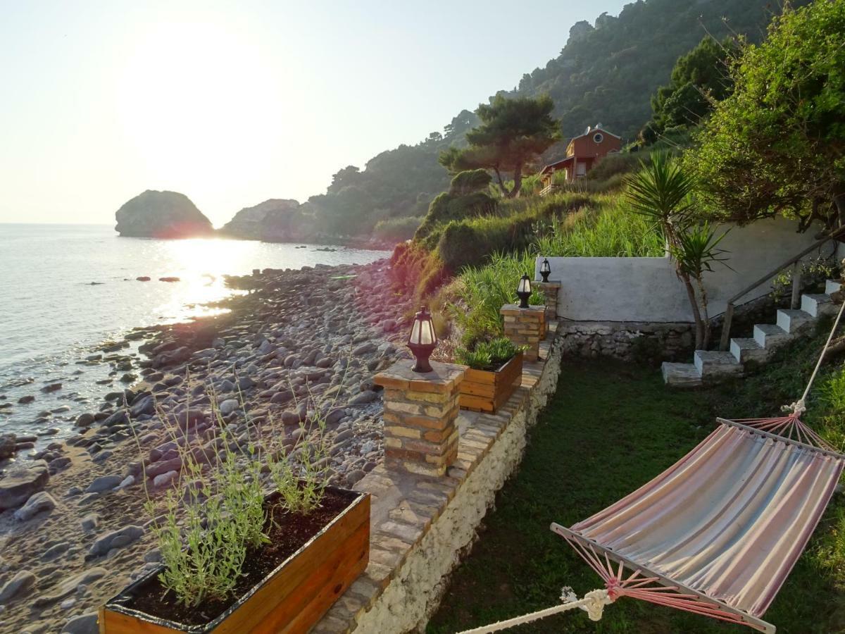 Josef And Marina House *